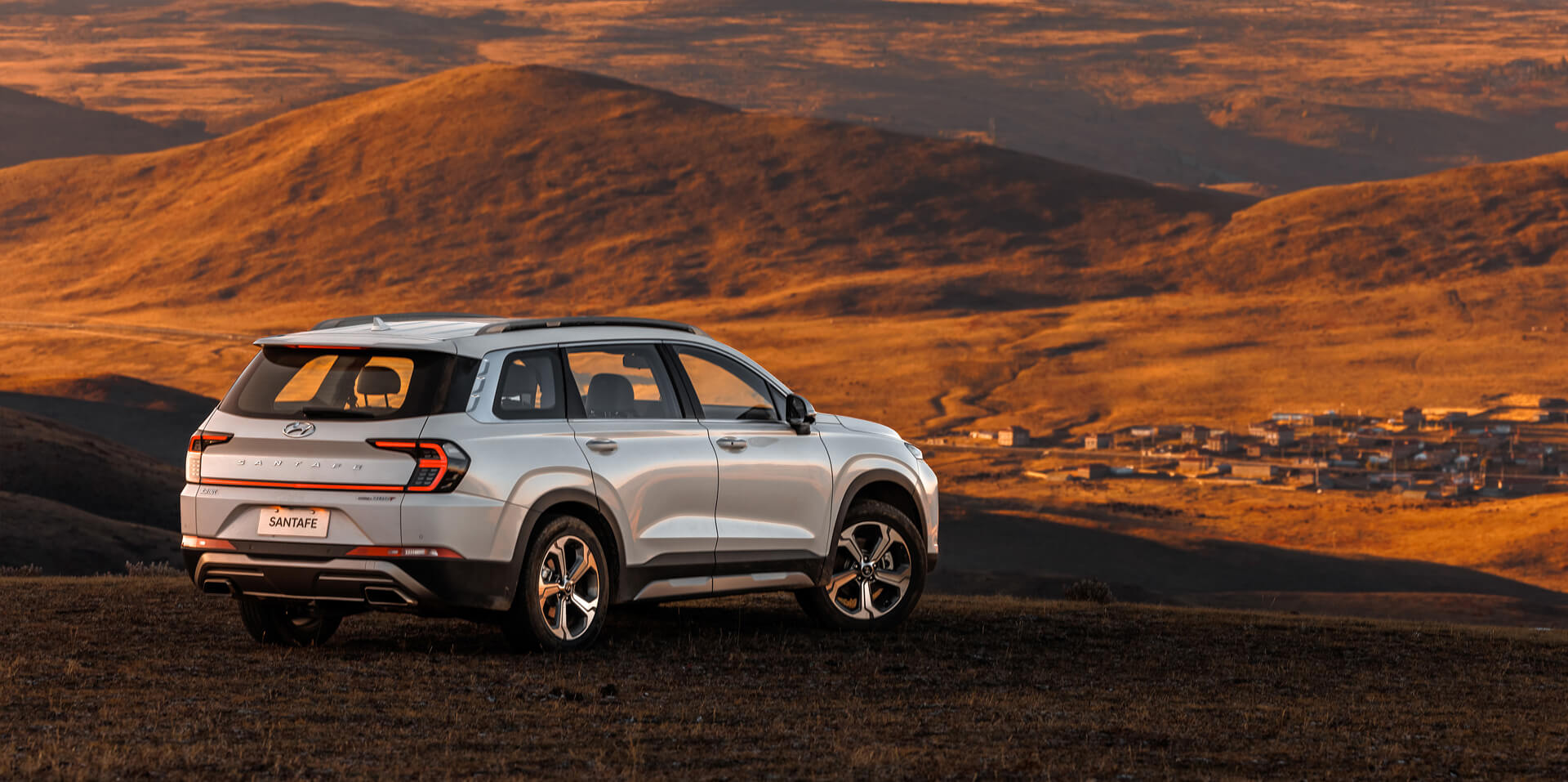 2023 Hyundai Santa Fe Fuel-Powered 0km Used Car with Best Sale Promotion Discount