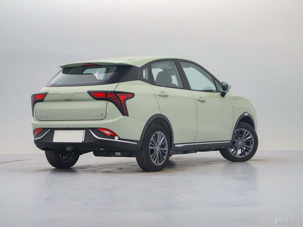 China designed Nezha V 400 Pro new energy vehicle, spot sales