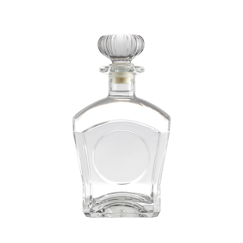 Customized Logo 700ml Glass Liquor Bottles for Your Distilled Beverages