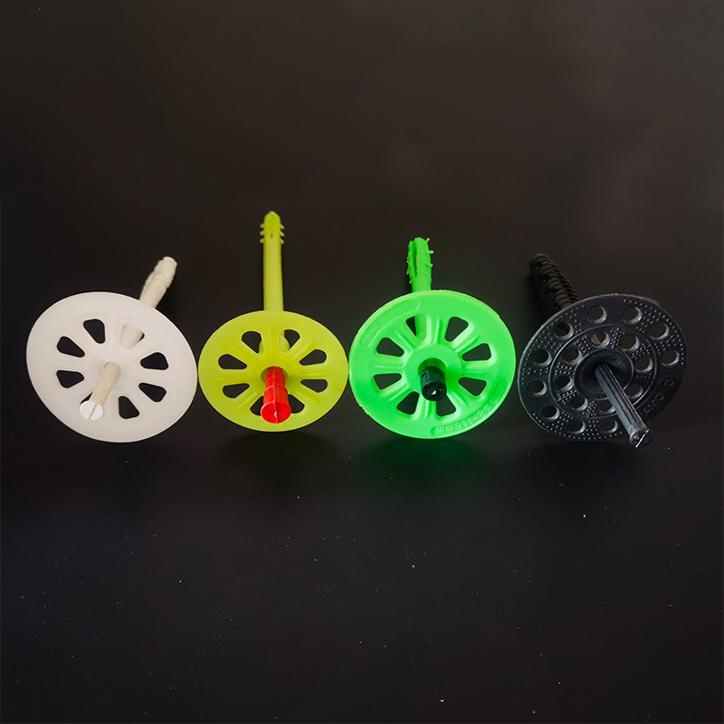 Durable Plastic Insulation Nails for Secure Thermal Insulation Fixings