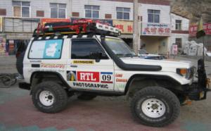 Wholesale Exxon Mobil LLDPE 4 x 4 snorkel have 3 years guarantee for Mitsubishi Pajero V31 from china suppliers