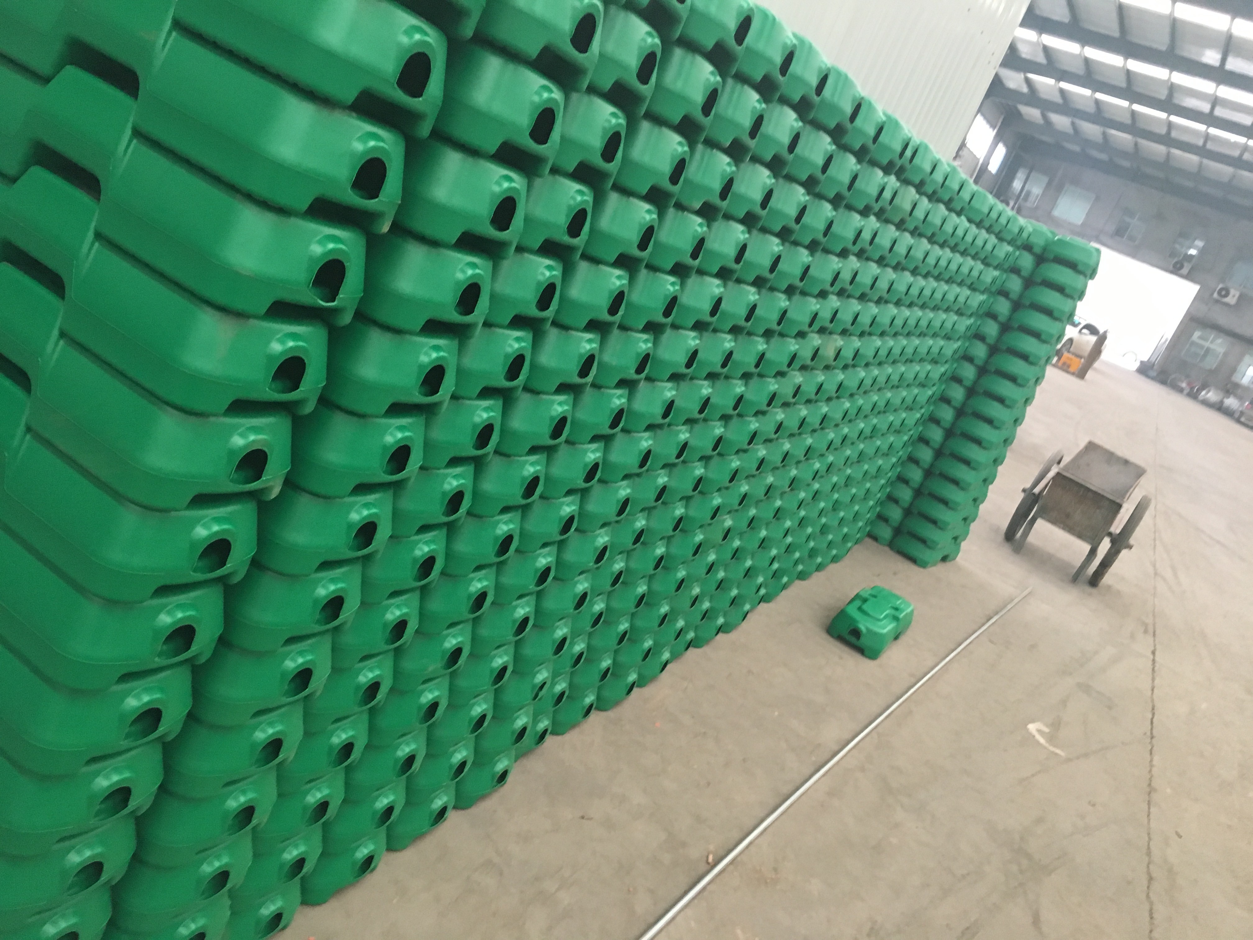 Heavy Duty Removable Pool Protection Fencing Silver Painted At Welds