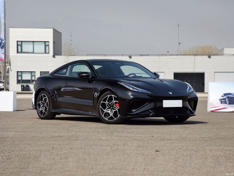 Fast Dispatch EV Car 2024 NEZHA Neta GT 660km Cruising Range High Speed Sports Car Electric Car New Energy Vehicle