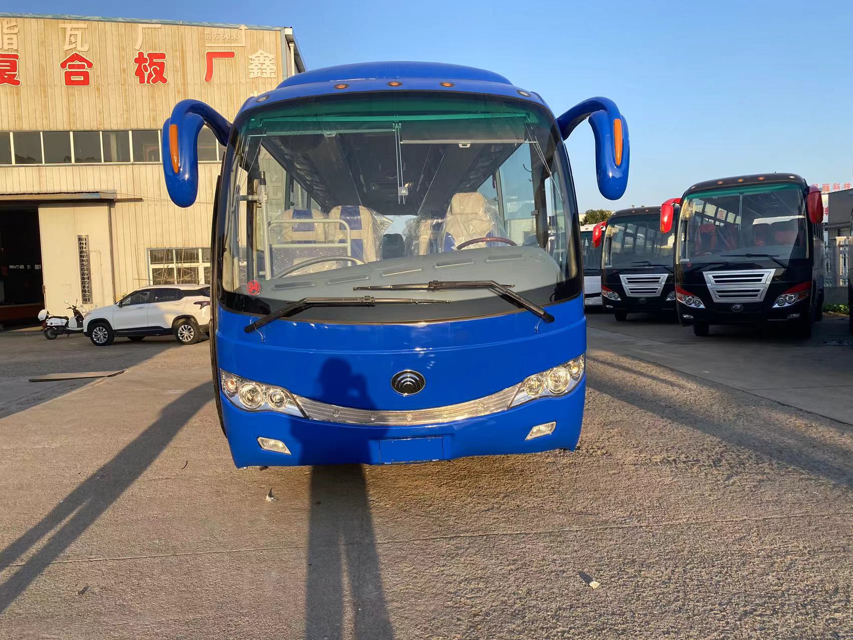 45 Seater Used Bus Sale 40 Seater Coach Buses Left Hand Drive and Leaf Spring Suspension