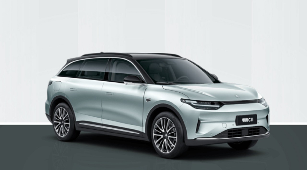 Automotive High Speed Electric Vehicles SUV New Energy Lingpao C11 For Adults