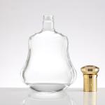 Hot Stamping 700ml White Glass Bottle for Customized Design of Vodka Whisky Gin