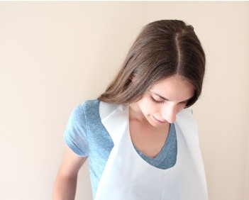 Household / Medical Polyethylene Plastic Aprons Disposable Embossed Textured