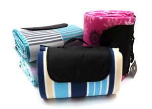 Wholesale 130*150cm Fleece Luxury Waterproof Picnic Blanket Outdoor With Backing from china suppliers