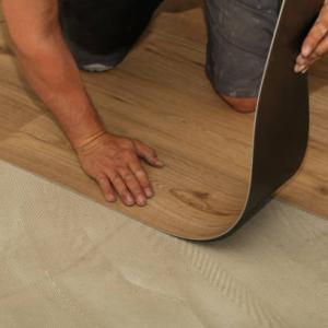 Wholesale Fire Resistant Waterproof PVC Lvt Vinyl Click Floor Luxury Vinyl Plank for Indoor from china suppliers