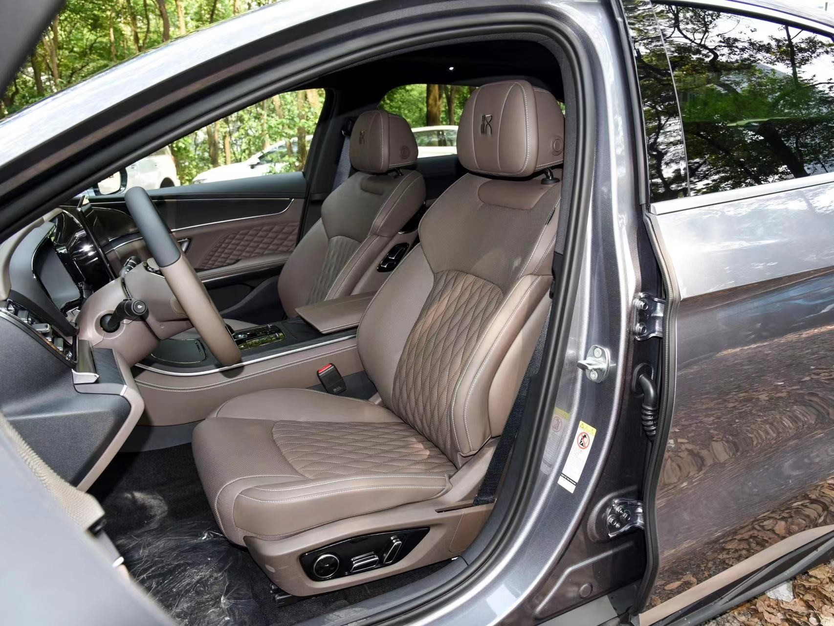 BYD HAN 2022 EV Chuangshi 610KM 4WD Zunxiang Version New Car Medium Large