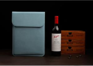 Wholesale Practical Leather Fashion Laptop Sleeve , Notebook Case Bag Waterproof from china suppliers