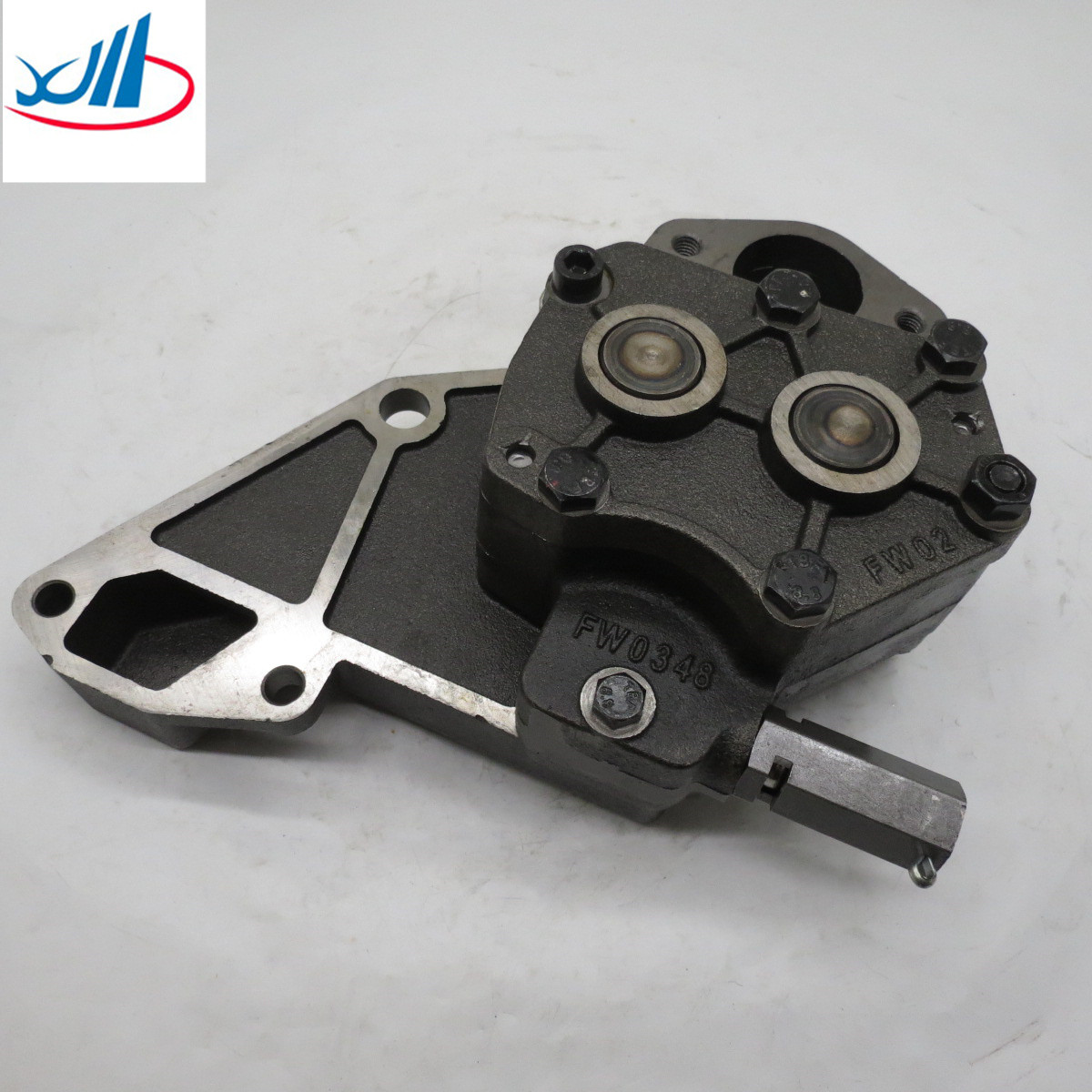 Sinotruk Howo Yutong Bus Parts Truck Engine Parts Oil Pump Assembly VG1500070021