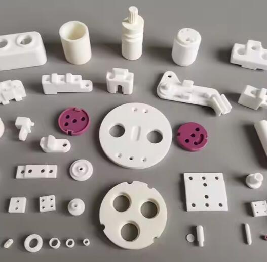 Good Thermal Conductivity Wear-Resistant Precision Beryllia Ceramic BeO