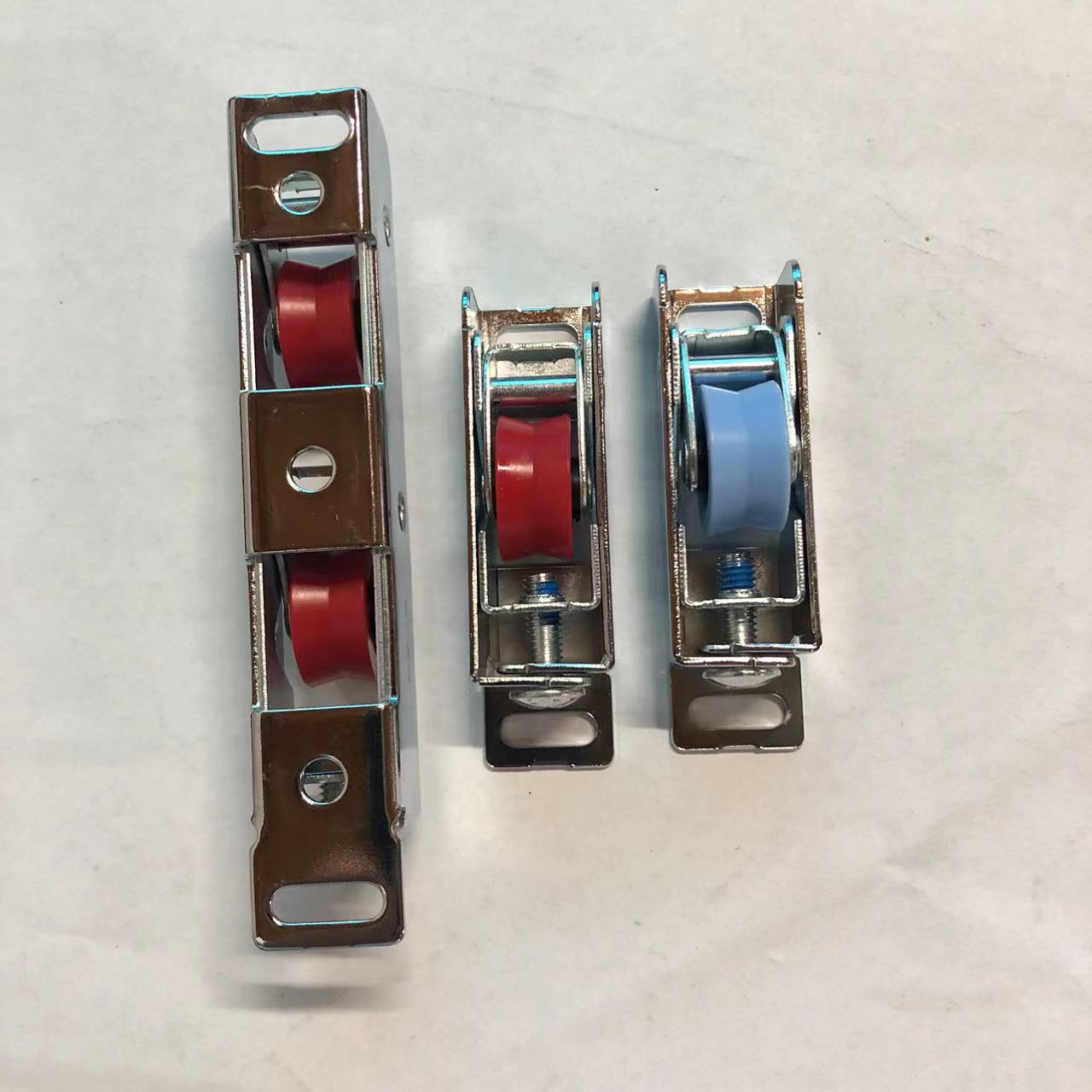Directly Supply Zinc Plated V-Shaped Single Window Roller with ISO9001 Certification
