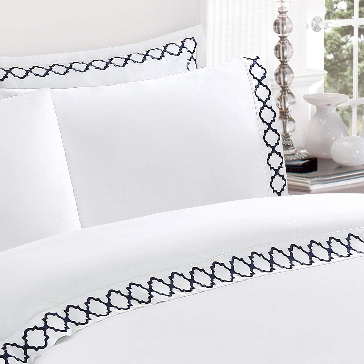 All-Season Flat Bed Sheet Egyptian Luxury Embroidered Bed Sheet Set with Beautiful Rope Embroidery 4 Piece Set