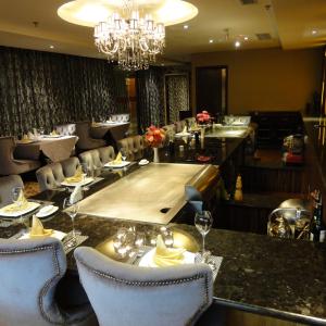 Wholesale 220V Japanese Cooking Equipment Stainless Steel Electric Teppanyaki Table from china suppliers