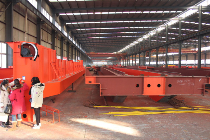 Double Girder Custom Gantry Cranes 100 Tons High Power Continuity Rate