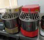 Commercial Kitchen Dough Mixer Stainless Steel Planetary Stand Spiral Mixing