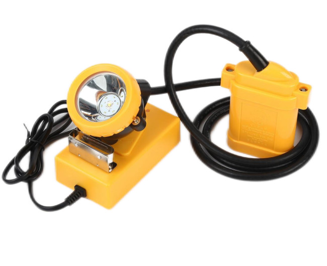KL4LM KL5LM Super Bright Rechargeable LED Headlamp Head Light For Camping 3.7v