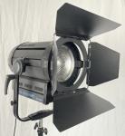 GENERALINK 600W Bi-Color Electronic Focusing Fresnel Spot Light