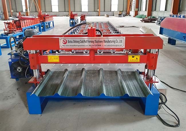 Cold Bending Sheet Metal Roll Forming Machines Shaft Diameter 70mm Voltage 380V 50HZ