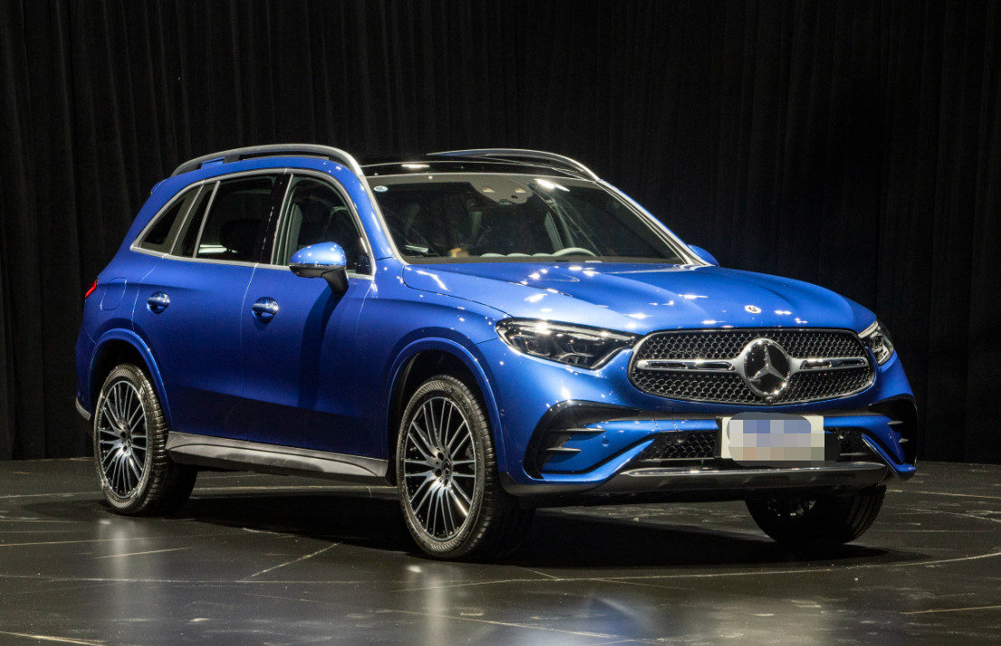 Perfect 2022 Mercedes-Benz GLC Restyled 3 GLC 300L 4 MATIC Luxury Version SUV