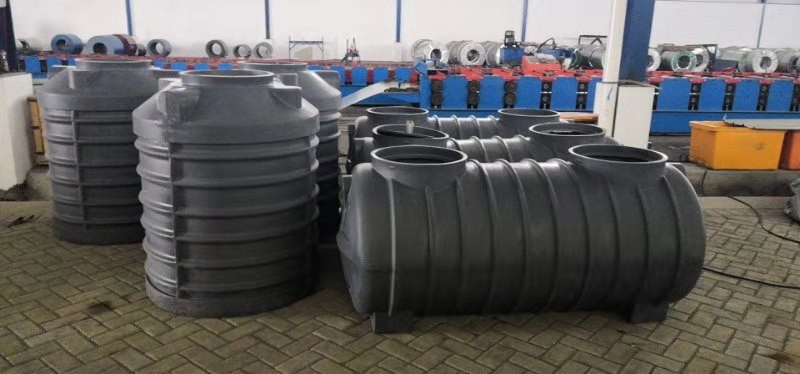 Roto Moulding Machine ,rotomolding machine,shuttle rotomolding machine,Plastic forming machine,Water tower production machine,
