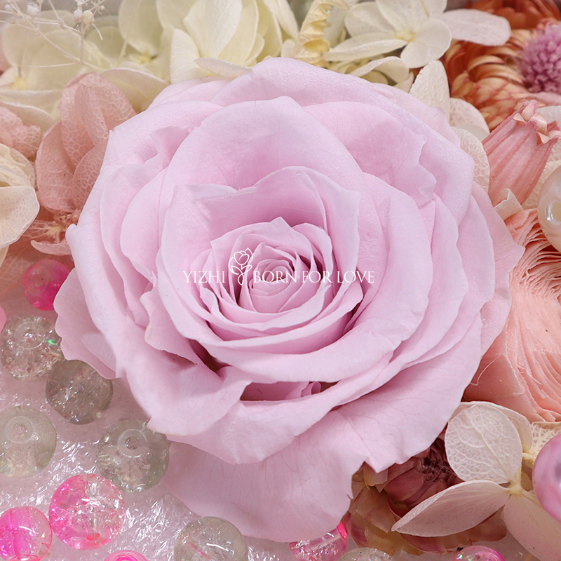 Deluxe Eternal Rose Jewelry Box Is The Best Holiday Gift For Your Favorite Person