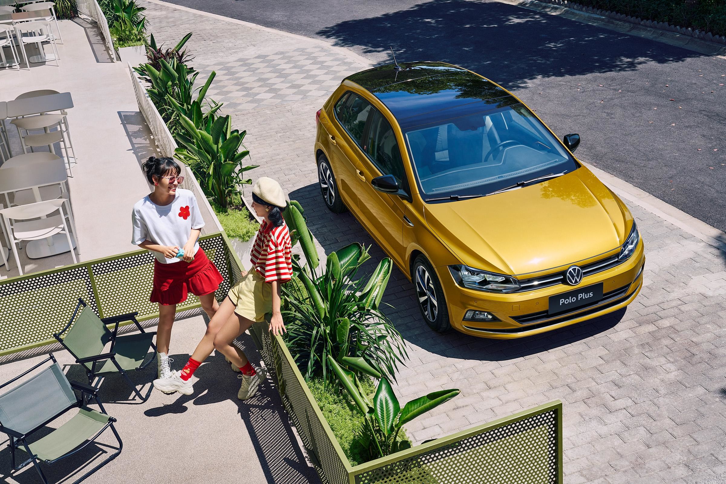 Volkswagen POLO 1.5L Adult Gasoline Car With A Maximum Speed Of 185km/H Spacious Front Space And Flexible Storage Space