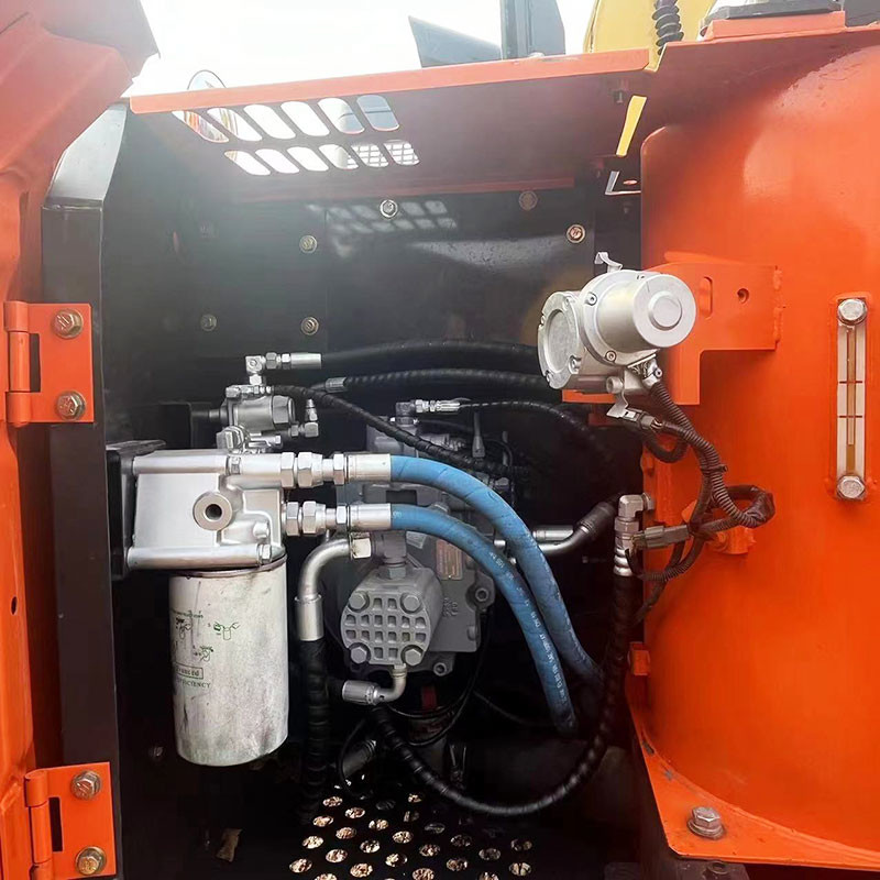 Mini Used Hitachi ZX120 Excavator 12 Ton ISUZU Engine 0.52m3 Bucket Capacity