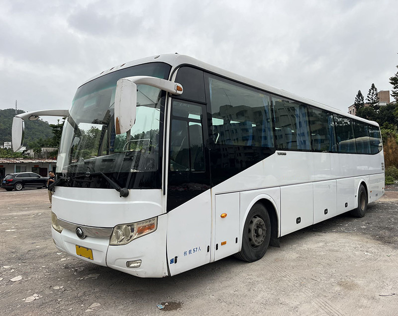 12m 57seats LHD Used Yutong Bus Diesel Engine Coach Bus 1door Used Commercial Buses