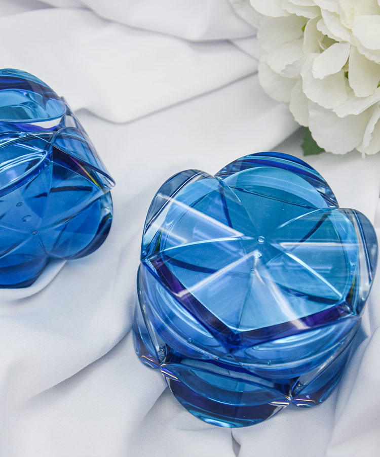 30g 50g Acrylic Cream Jar Color Customized Flower Shape
