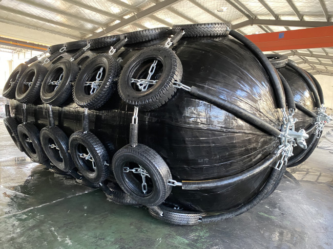 Docking Ship Protection Yokohama Type Inflatable Rubber Fender