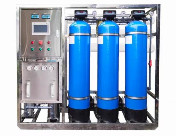 1Tons/Day Seawater Desalination Equipment Portable Bitter Water And Salt Water