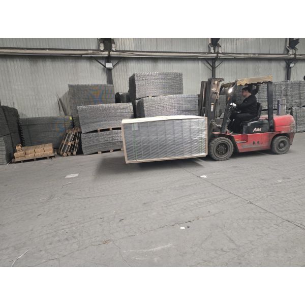 Garden Platform Decoration Materials Welded Gabion Mesh Metal Cage Metal Box For Stone Installation Wall Decoration Cage