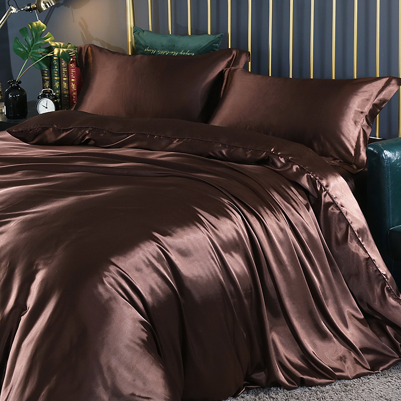 Luxury 20*36in 16mm Mulberry Silk Bedding Set Grade A For Motel