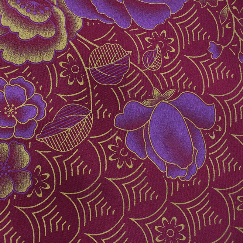 The factory directly supplies 100% polyester warp knitted printed mattress fabric, gold powder printed cloth