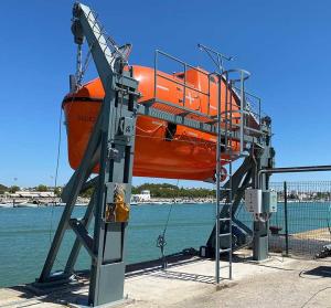 Wholesale IACS Approved SOLAS 100 Persons GRP Totally Enclosed Lifeboat TEMPSC from china suppliers