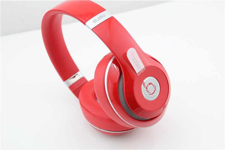 Beats by Dr. Dre Studio 2 2.0 Headphones Over-Ear Noise Cancellation Headband Red
