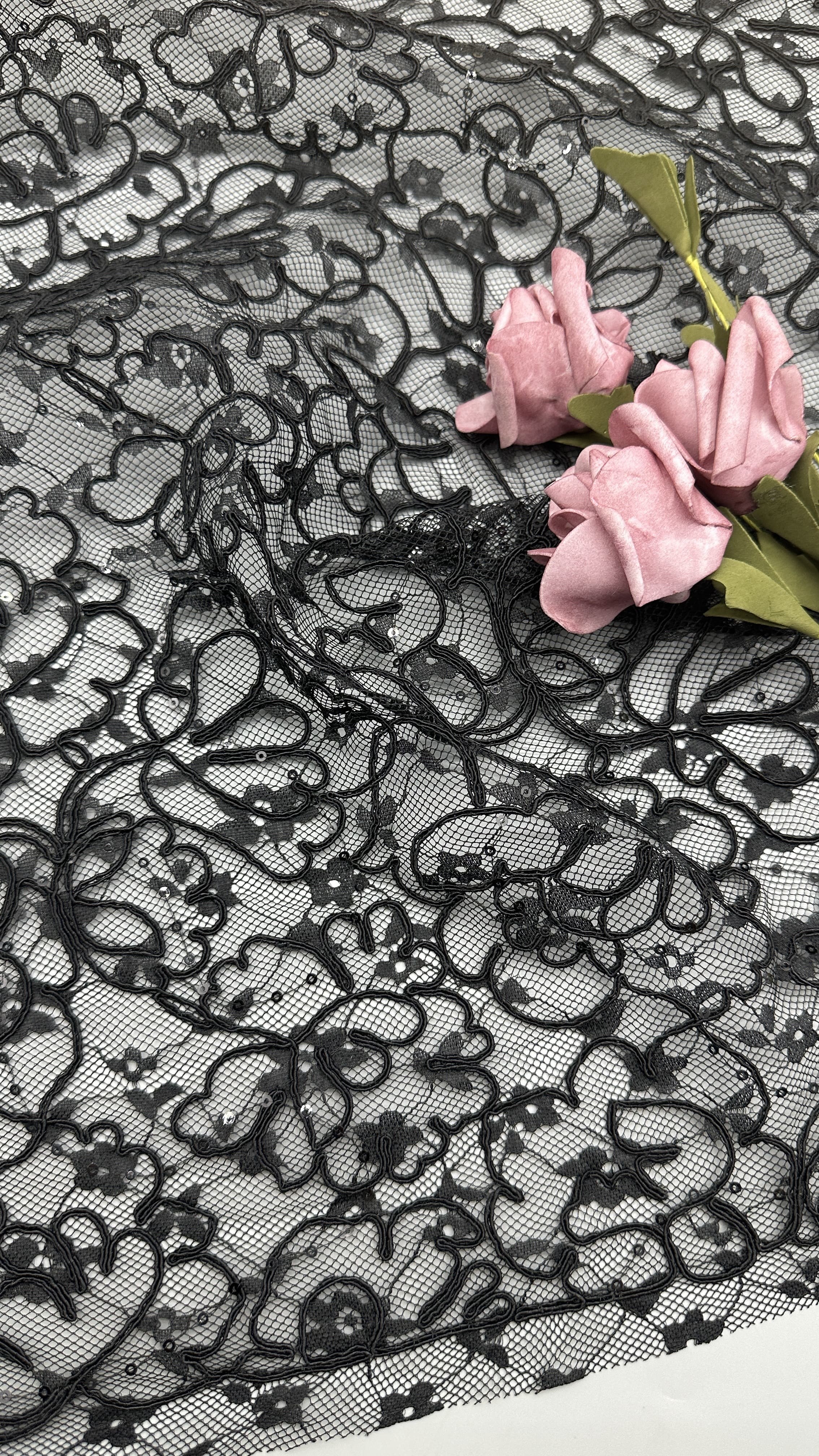 Tull Mesh Fabric Embroidered Lace Fabric For Fashion Show Clothes