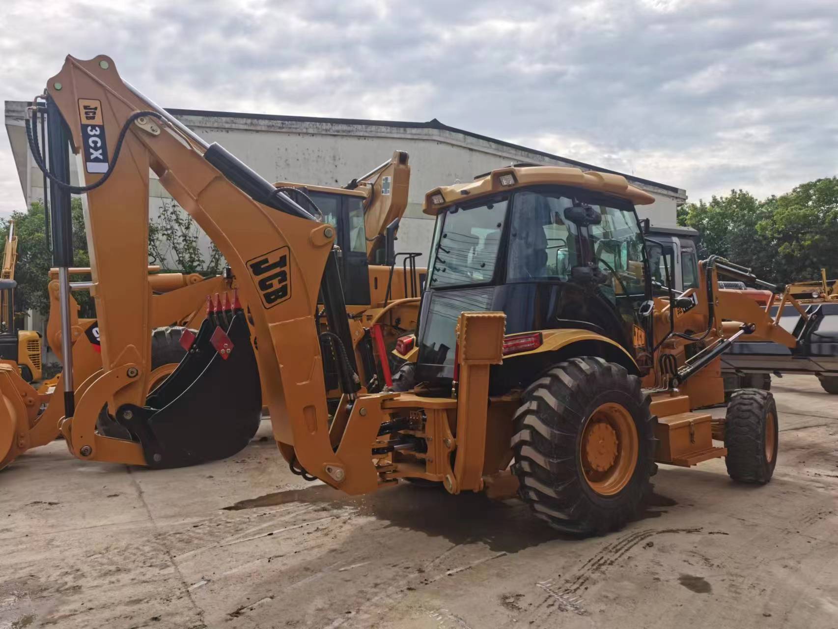 Affordable YUNNEI Engine Front Loader 4x4 JCB 3CX 4CX Backhoe Excavator