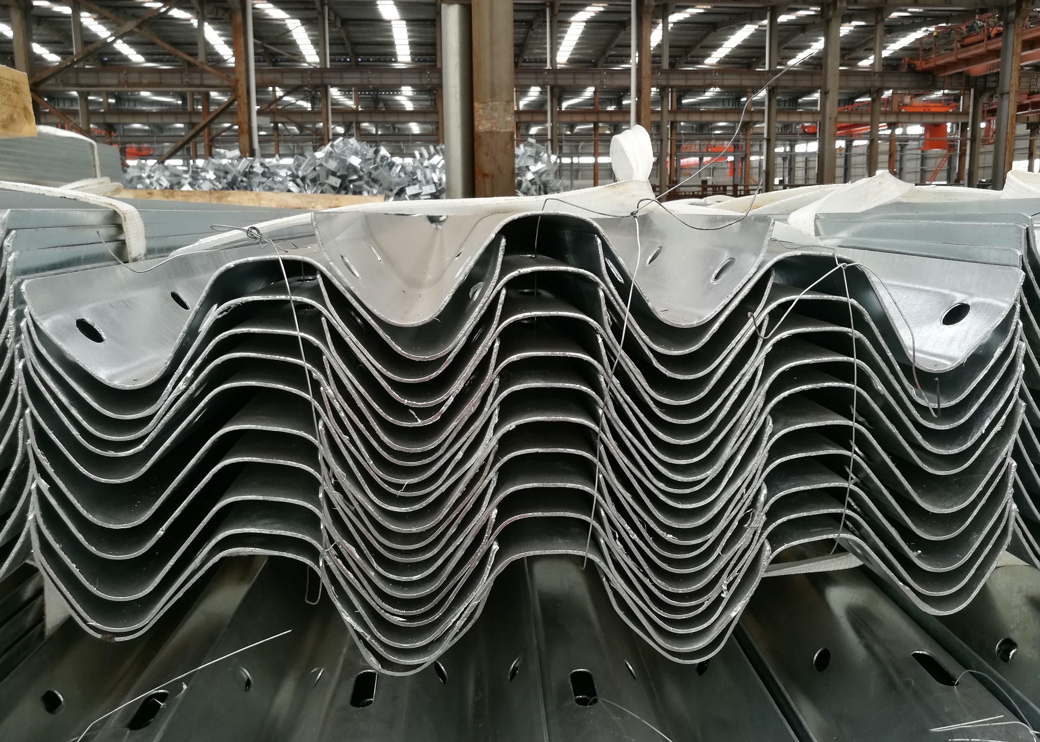 W Type Cold Rolled Steel Profiles Good Performance For Highway Guardrail