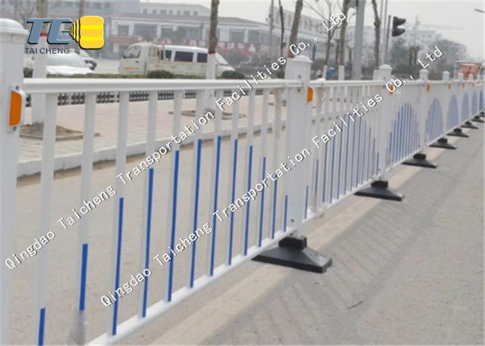 Roadside Municipal Guardrail Crowd Control Crash Safety Traffic Fence Isolation Barrier