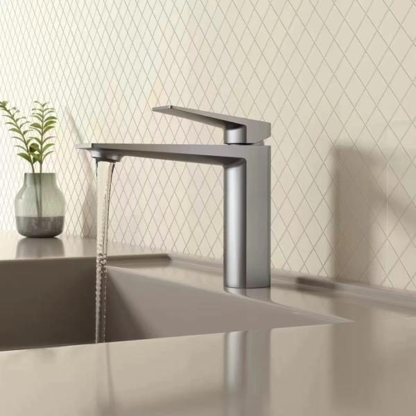 Adjustable Polished Brass Type Ceramic Valve Core Cold Hot Matte Black Basin Sink Faucet Mixer Tap