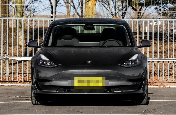 Tesla Model 3 Rear-Wheel Drive Best Midsize Car Electric 264 Horsepower