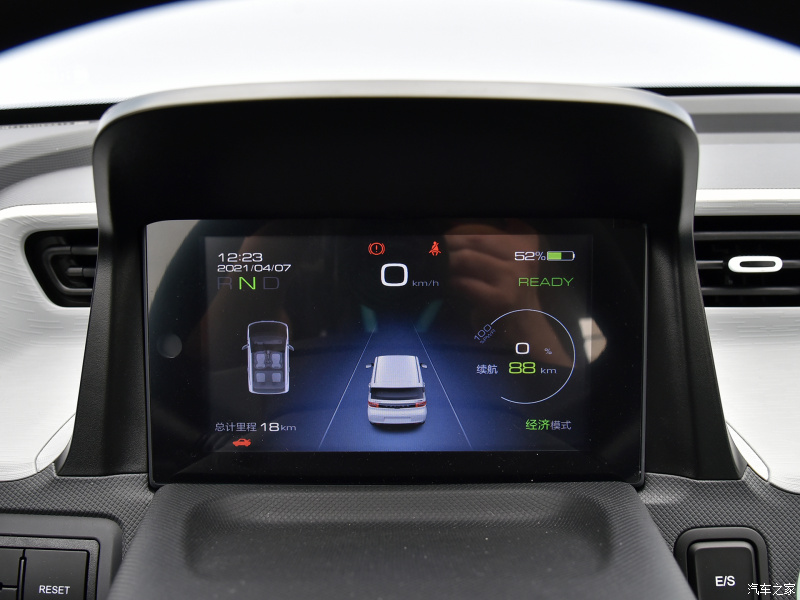 Manual Adjustment LED Camera Fabric EV Car Wuling Mini EV Chinese Electric Mini Car Sports Vehicle 4 Wheels Sedan Single Left