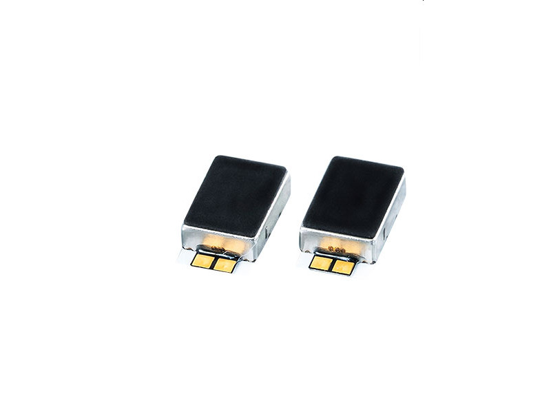 AC 1.8V Linear Vibration Motor , Mobile Phone Vibration Motor 15 * 8 * 3mm