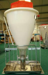 Wholesale Vertical Automatic Pig Feeder Pig Farm Feeding Equipment 0.7m*0.63m*1m from china suppliers