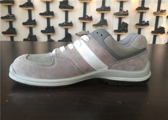 Comfortable Non Slip Work Shoes Water Treatment Tested Water Vapor Absorption Tested