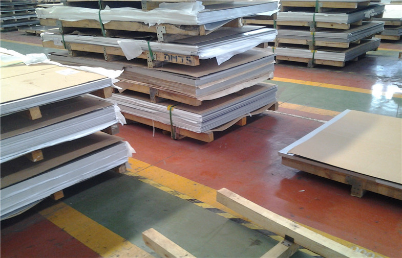 0.5 - 3mm ASTM A240 AISI 304L Stainless Steel Sheet With 2B BA HL 8K PVC Film Surface